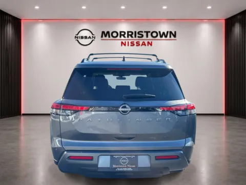 More photos of 2026 Nissan Pathfinder SL at Morristown Nissan, TN