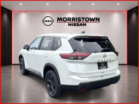 More photos of 2026 Nissan Rogue SV at Morristown Nissan, TN