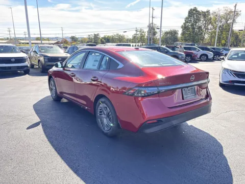 More photos of 2027 Nissan Sentra SV at Morristown Nissan, TN