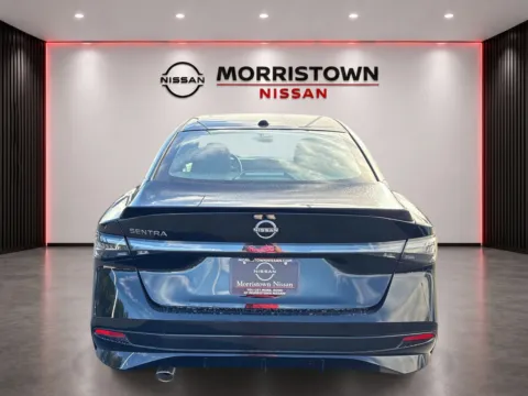 More photos of 2027 Nissan Sentra SR at Morristown Nissan, TN