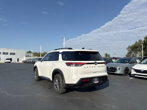 More photos of 2026 Nissan Pathfinder SV at Morristown Nissan, TN