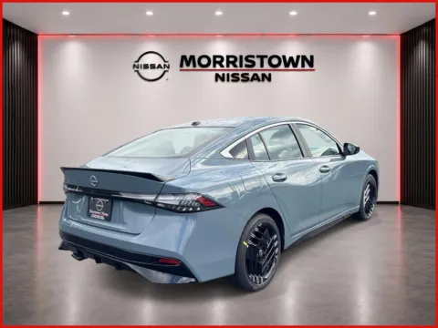 Another view of 2027 Nissan Sentra SR for sale in Morristown, TN at Morristown Nissan