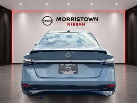 More photos of 2027 Nissan Sentra SR at Morristown Nissan, TN