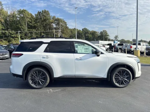 Photos of 2026 Nissan Pathfinder SL for sale in Morristown, TN at Morristown Nissan