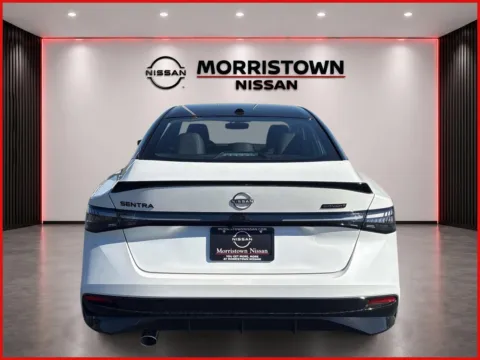 More photos of 2027 Nissan Sentra SR at Morristown Nissan, TN