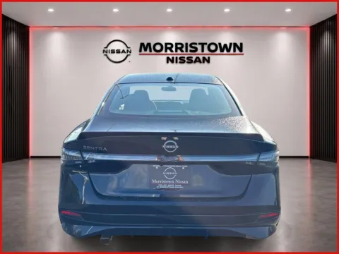 More photos of 2027 Nissan Sentra SR at Morristown Nissan, TN