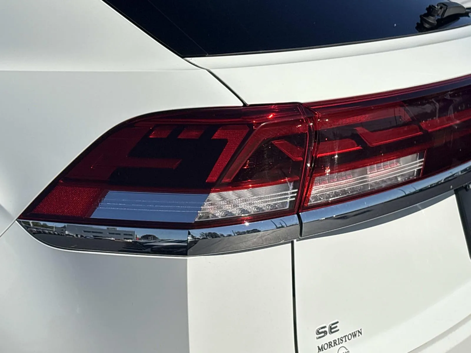 2025 Volkswagen Atlas Cross Sport SE w/Tech - Photo 10