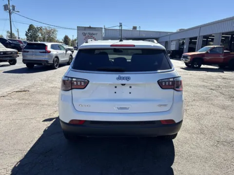 More photos of 2024 Jeep Compass Latitude at Morristown Nissan, TN