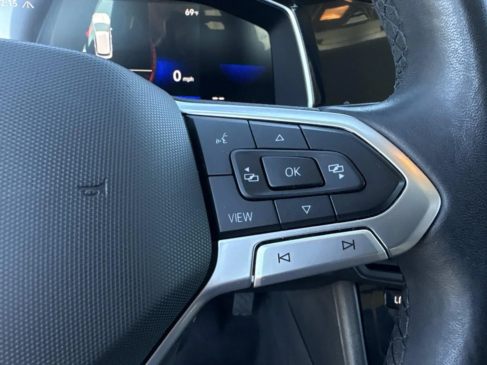 2024 Volkswagen Jetta SE - Photo 28