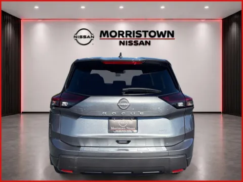 More photos of 2027 Nissan Rogue SV at Morristown Nissan, TN