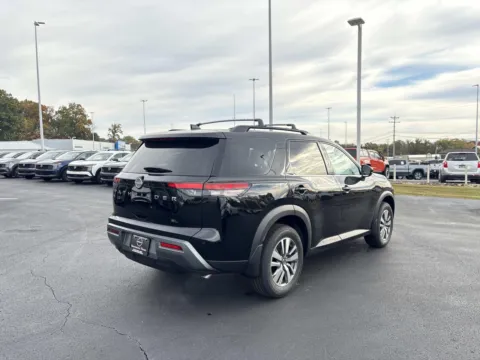 Another view of 2026 Nissan Pathfinder SL for sale in Morristown, TN at Morristown Nissan