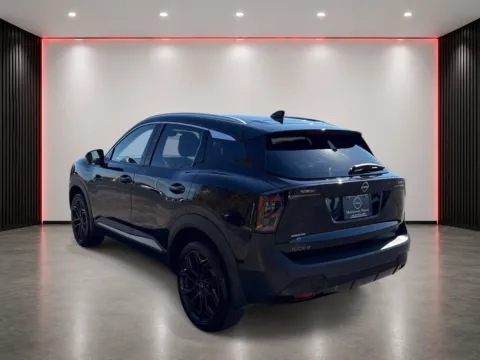 More photos of 2025 Nissan Kicks SR at Morristown Nissan, TN