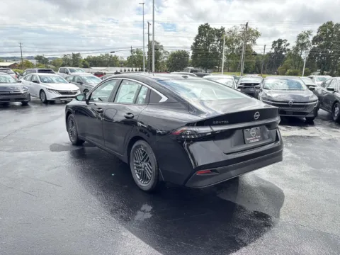More photos of 2027 Nissan Sentra SV at Morristown Nissan, TN