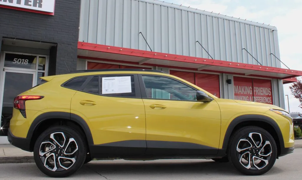 2025 Chevrolet Trax RS - Photo 5