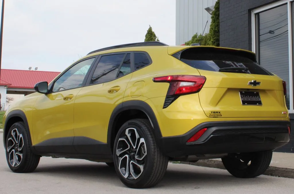 2025 Chevrolet Trax RS - Photo 15