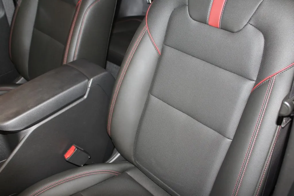 2025 Chevrolet Trax RS - Photo 39