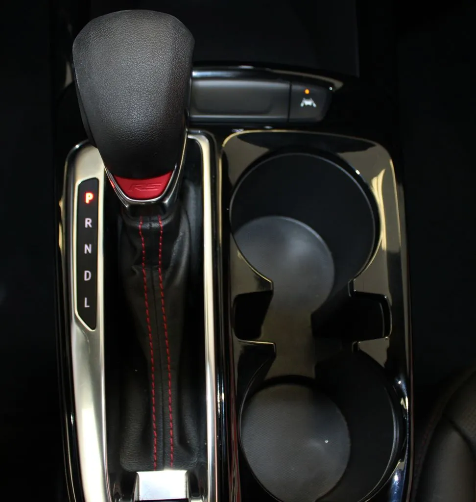 2025 Chevrolet Trax RS - Photo 31