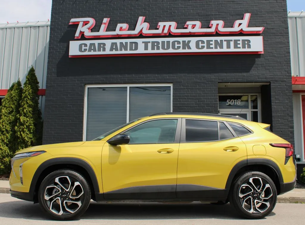 2025 Chevrolet Trax RS - Photo 9