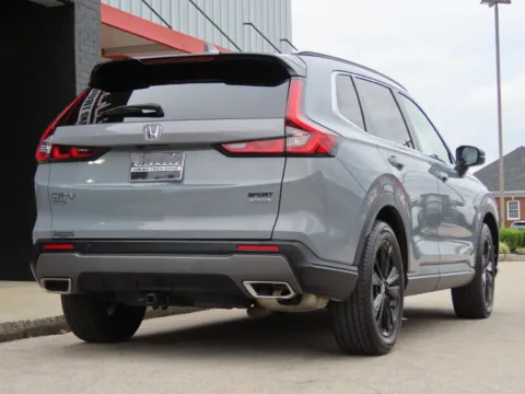 More photos of 2024 Honda CR-V Hybrid Sport Touring at Richmond Car and Truck Center, KY