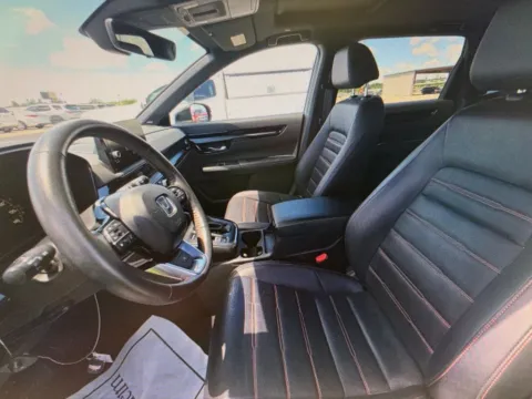 More photos of 2024 Honda CR-V Hybrid Sport Touring at Richmond Car and Truck Center, KY