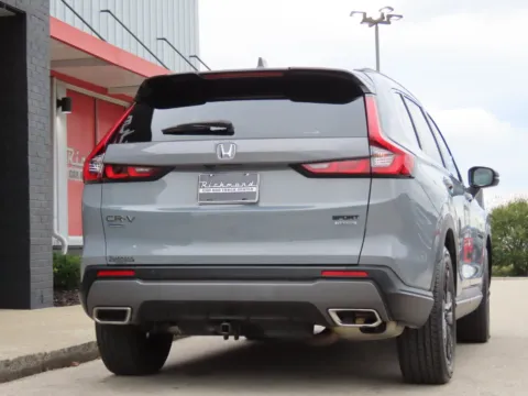 More photos of 2024 Honda CR-V Hybrid Sport Touring at Richmond Car and Truck Center, KY
