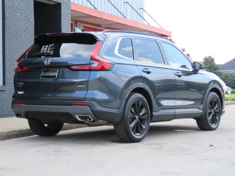 More photos of 2024 Honda CR-V Hybrid Sport Touring at Richmond Car and Truck Center, KY