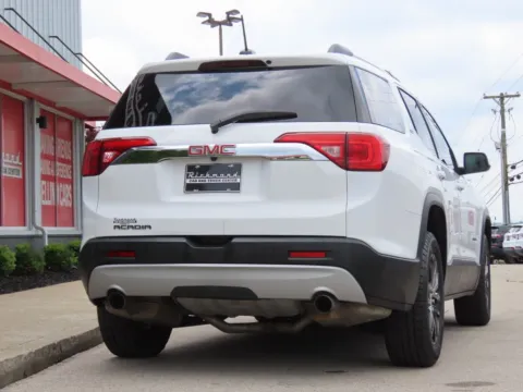 More photos of 2019 GMC Acadia SLT-1 at Richmond Car and Truck Center, KY
