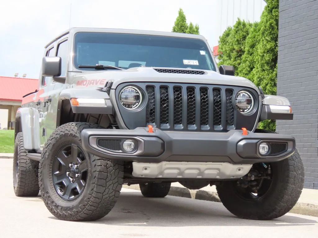 Gray 2022 Jeep Gladiator Mojave for sale in Richmond, KY