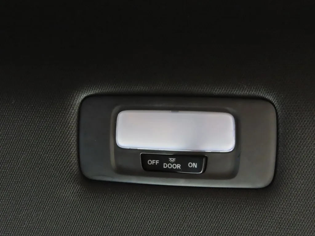 2025 Honda CR-V Sport - Photo 37