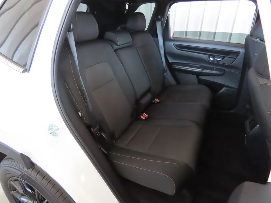 2025 Honda CR-V Sport - Photo 32