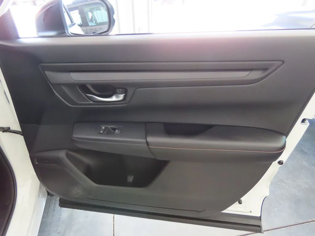 2025 Honda CR-V Sport - Photo 43