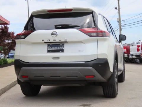 More photos of 2021 Nissan Rogue SV at Richmond Car and Truck Center, KY