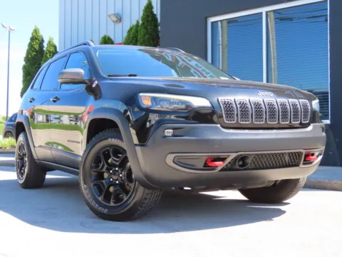 Photos of 2021 Jeep Cherokee Trailhawk for sale in Richmond, KY at Richmond Car and Truck Center