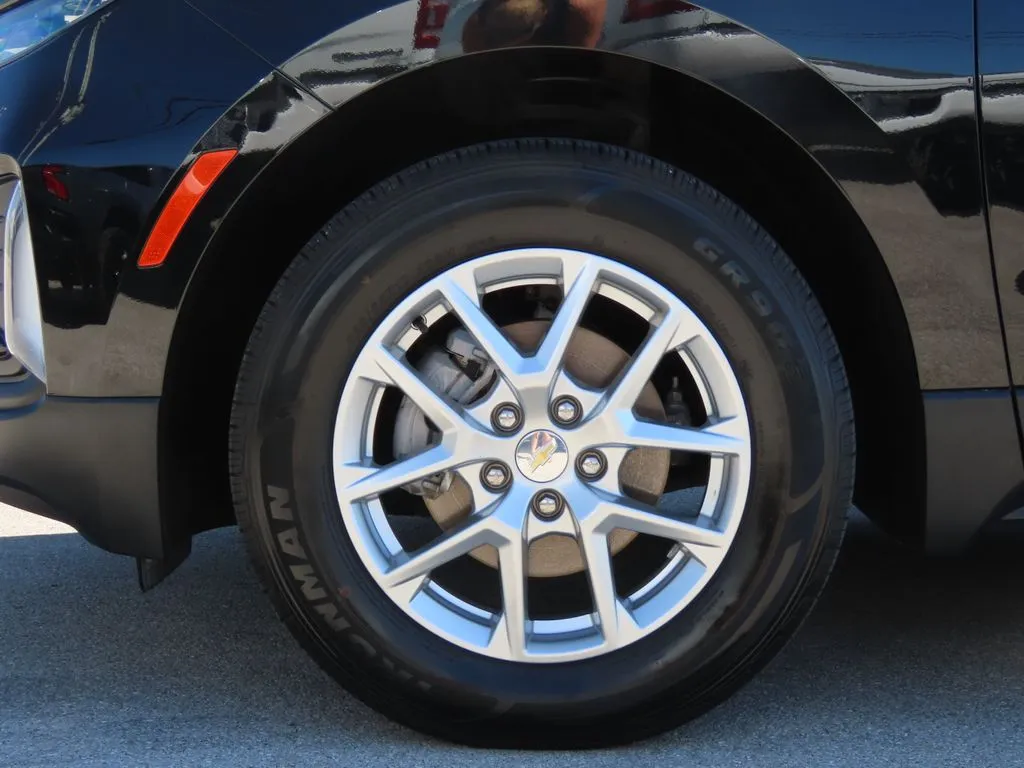 2023 Chevrolet Equinox LT - Photo 15