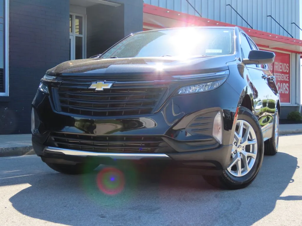 2023 Chevrolet Equinox LT - Photo 9
