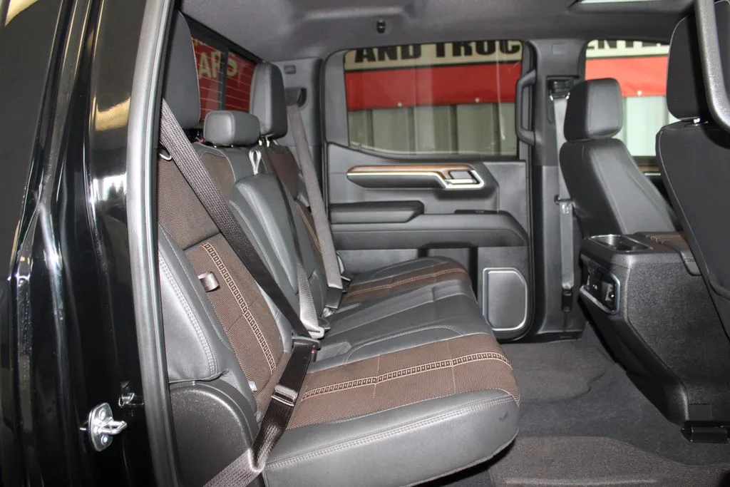2025 Chevrolet Silverado 1500 High Country - Photo 26