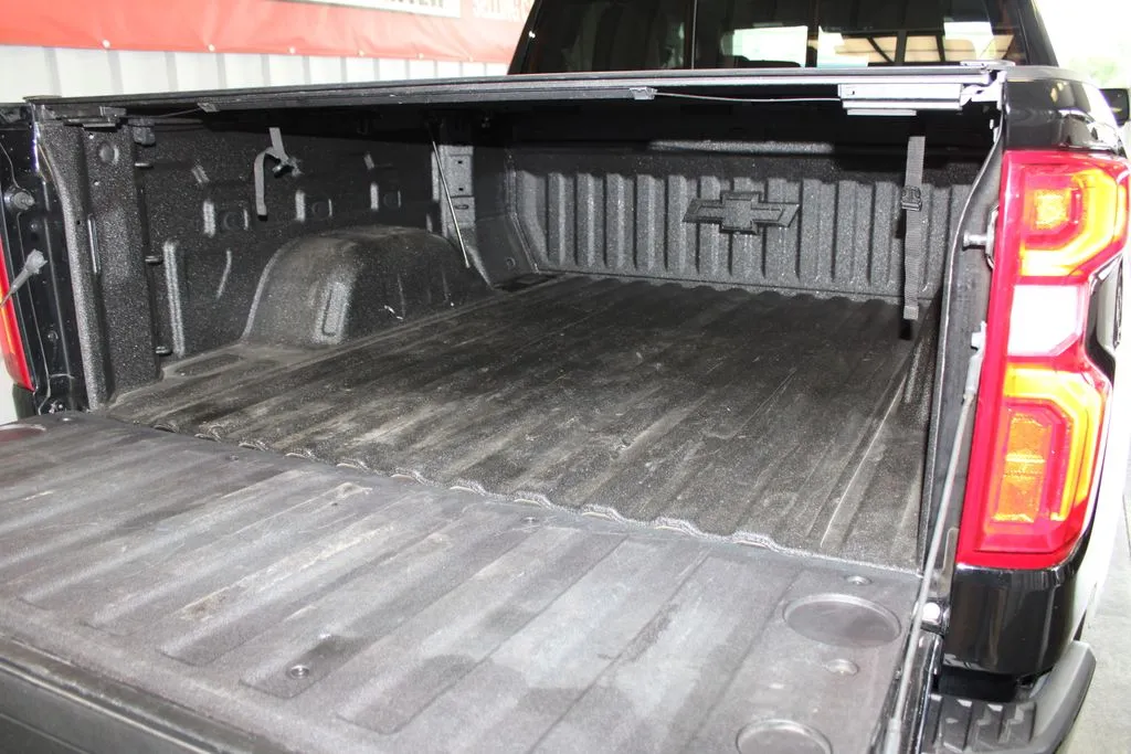 2025 Chevrolet Silverado 1500 High Country - Photo 24
