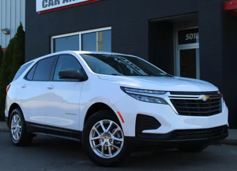 White 2024 Chevrolet Equinox LS for sale in Richmond, KY