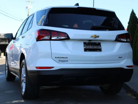 More photos of 2024 Chevrolet Equinox LS at Richmond Car and Truck Center, KY