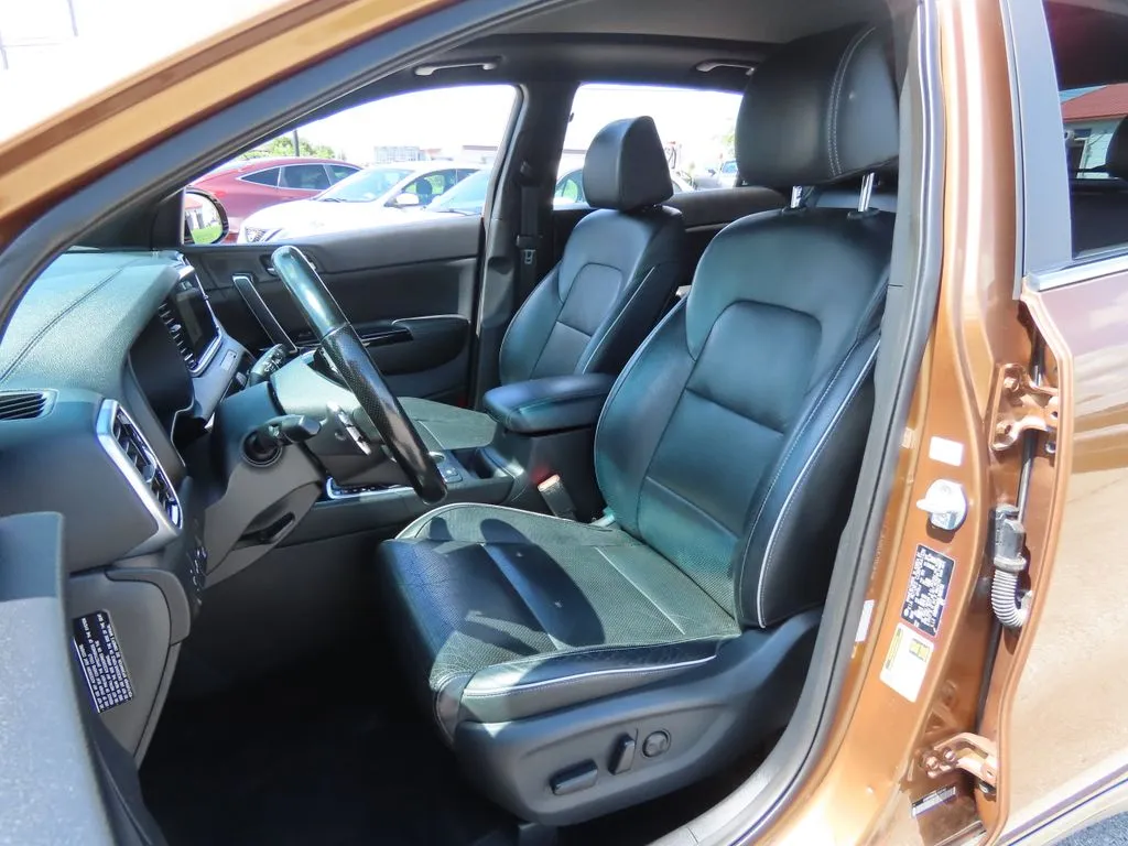 2020 Kia Sportage SX - Photo 21