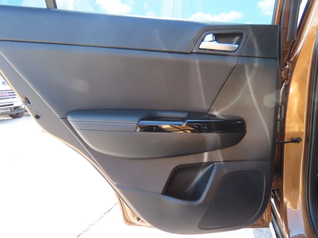 2020 Kia Sportage SX - Photo 22
