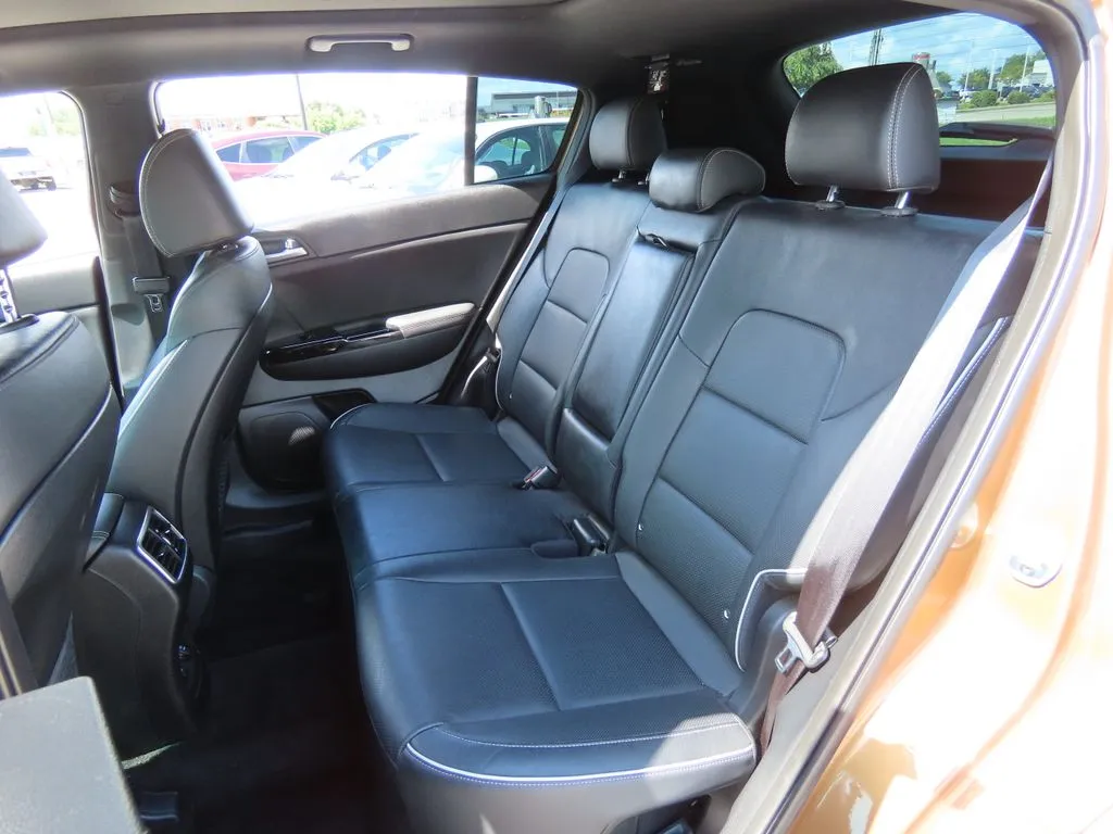 2020 Kia Sportage SX - Photo 24