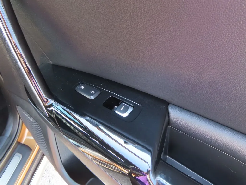 2020 Kia Sportage SX - Photo 35