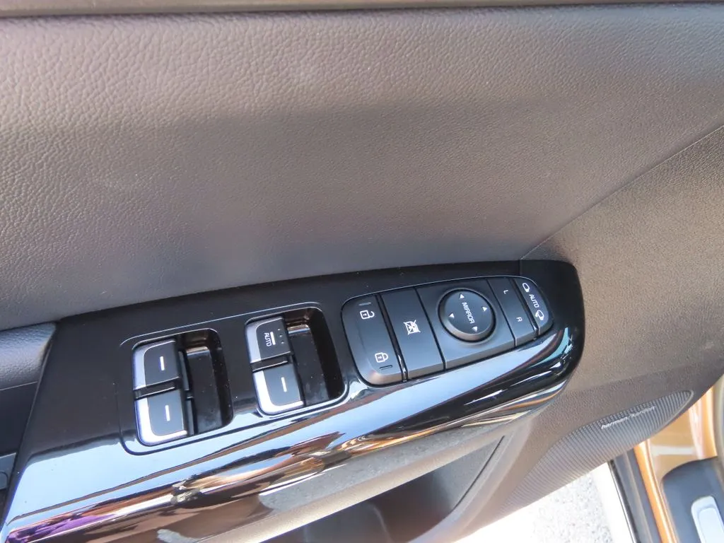 2020 Kia Sportage SX - Photo 19