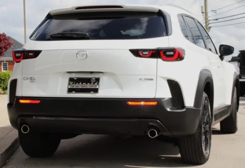 More photos of 2024 Mazda CX-50 2.5 S Preferred Package at Richmond Car and Truck Center, KY