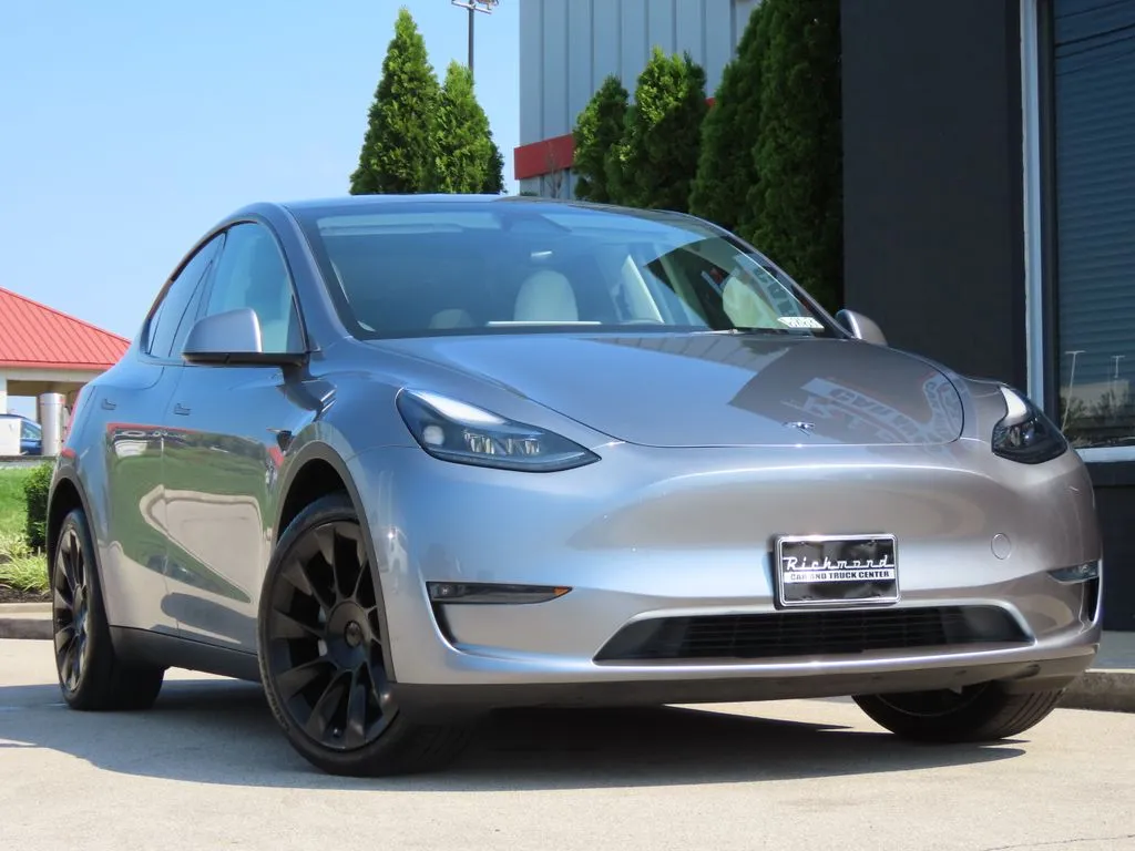 Gray 2024 Tesla Model Y Long Range for sale in Richmond, KY