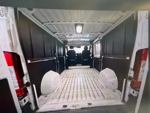 More photos of 2025 Ram ProMaster 2500 at Richmond Car and Truck Center, KY