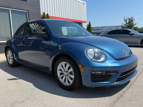 More photos of 2018 Volkswagen Beetle 2.0T S at Richmond Car and Truck Center, KY