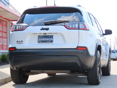 More photos of 2019 Jeep Cherokee Latitude Plus at Richmond Car and Truck Center, KY