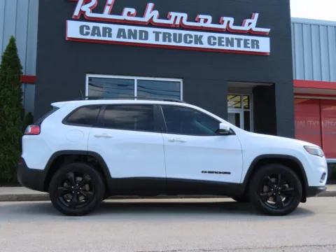 Another view of 2019 Jeep Cherokee Latitude Plus for sale in Richmond, KY at Richmond Car and Truck Center